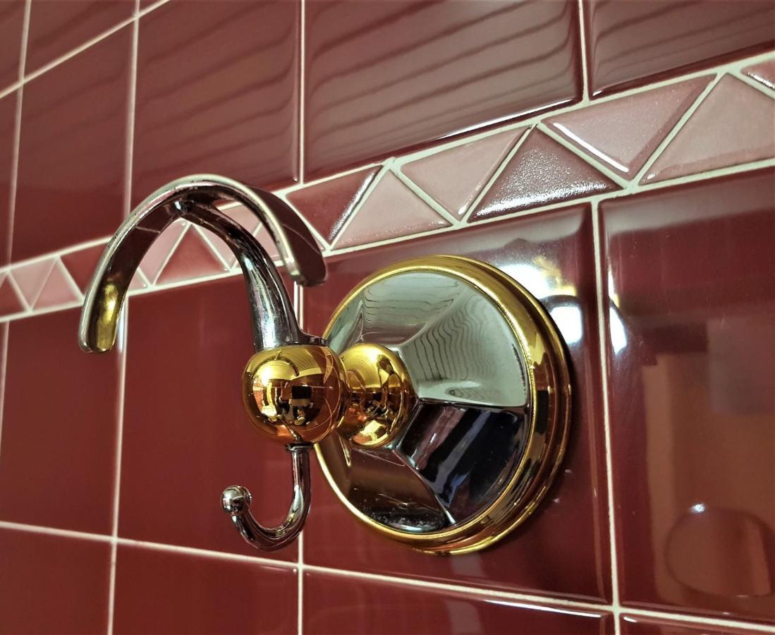 Astra Hotel Ферара Екстериор снимка